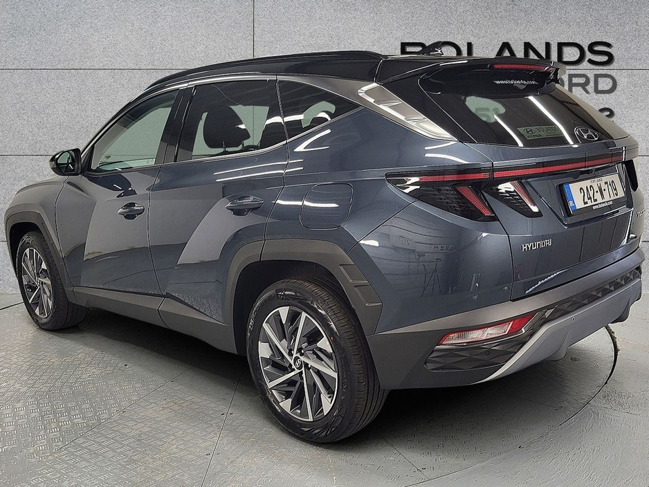 2024 Hyundai Tucson - image 2
