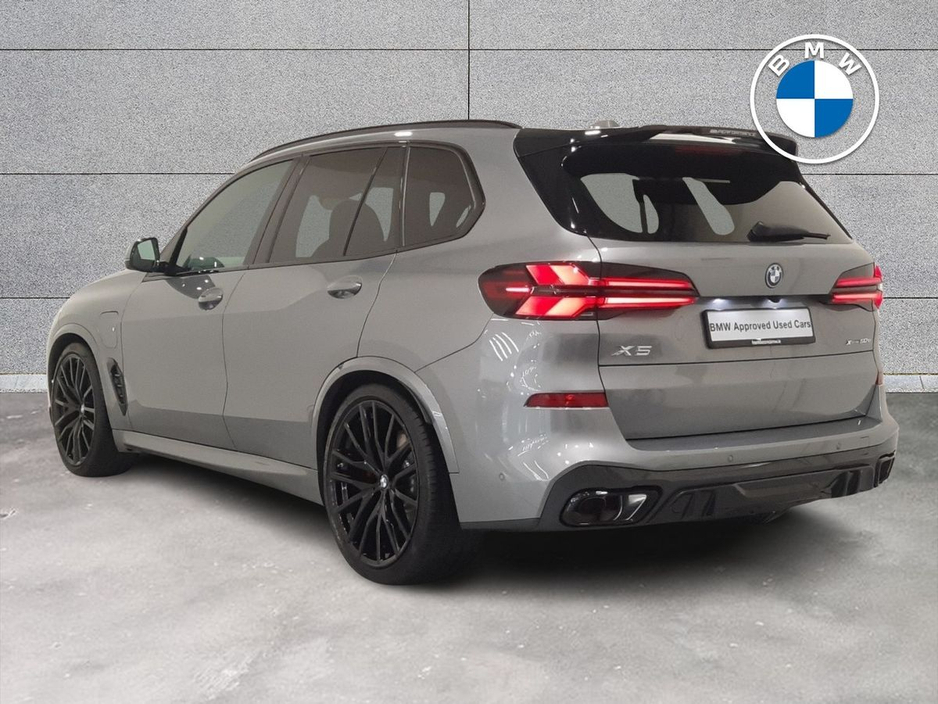 2026 BMW X5 xDrive50e M Sport €122,950