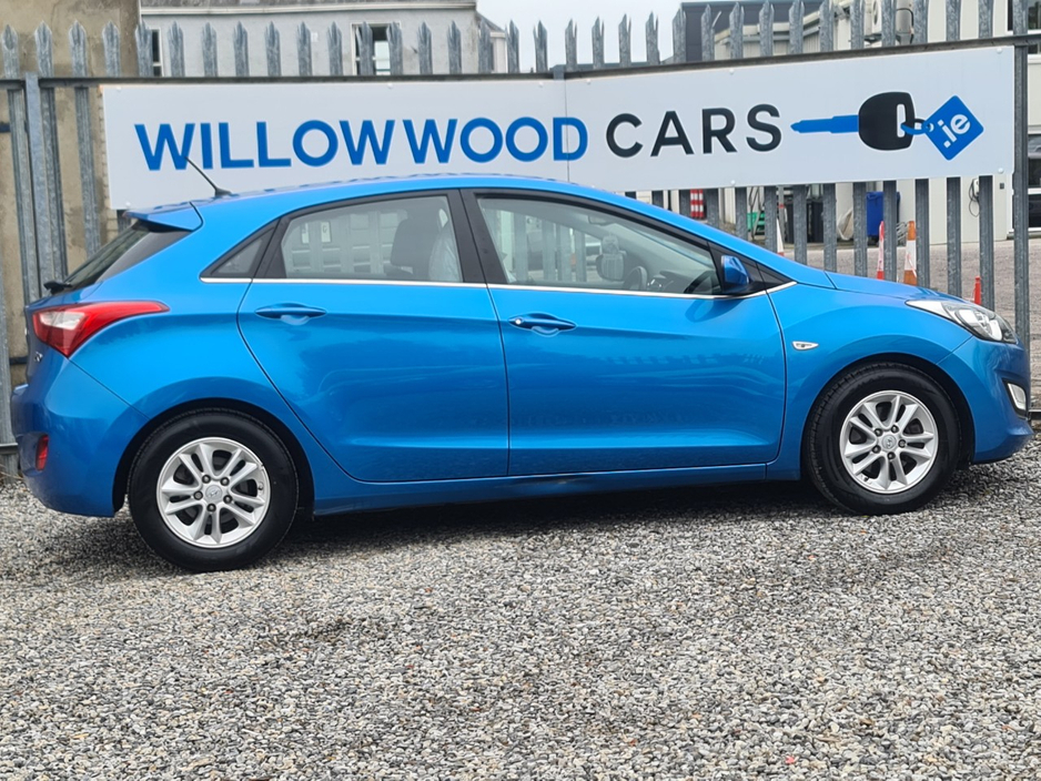 2015 Hyundai i30 - image 6