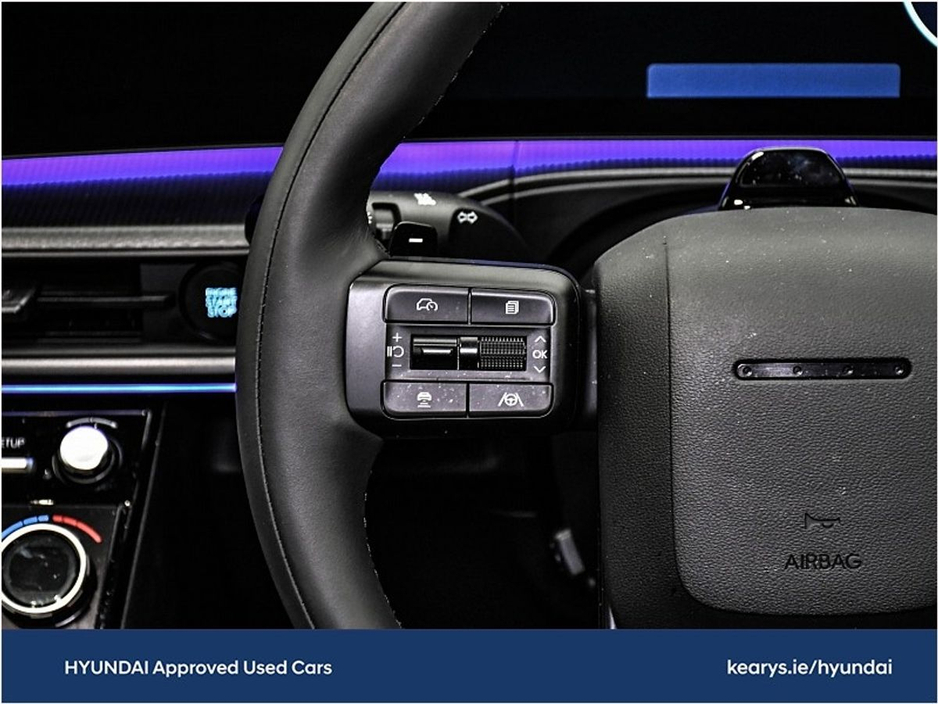 2025 Hyundai Santa Fe - image 21