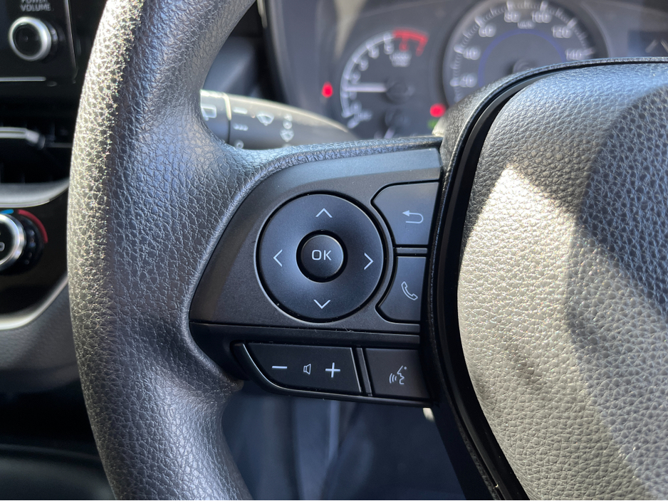 2022 Toyota Corolla - image 19