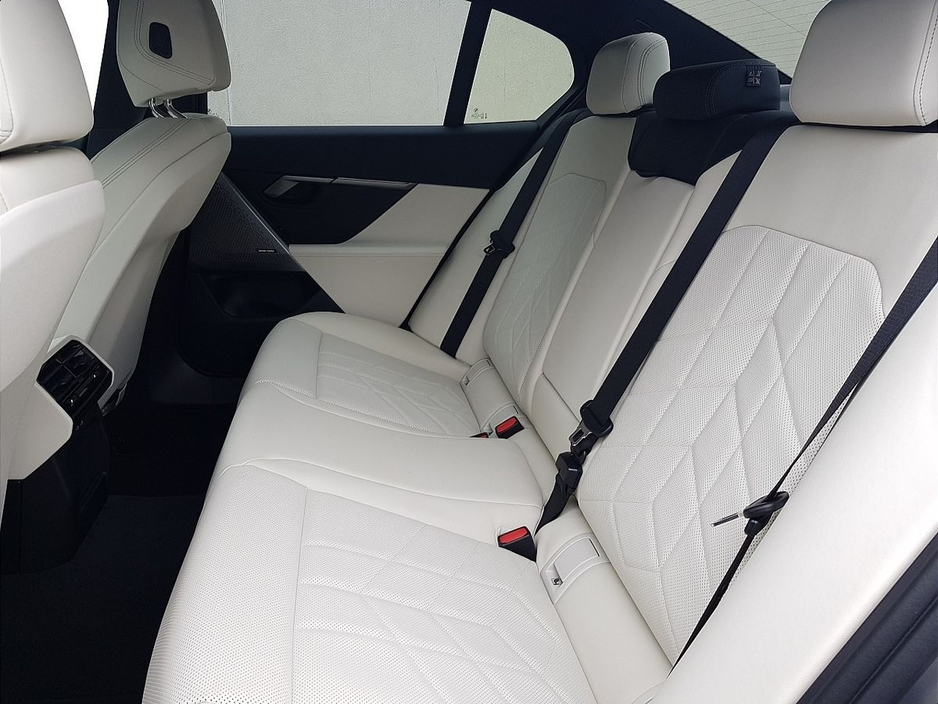 2025 BMW i5 eDrive40 Sport Edition €72,995