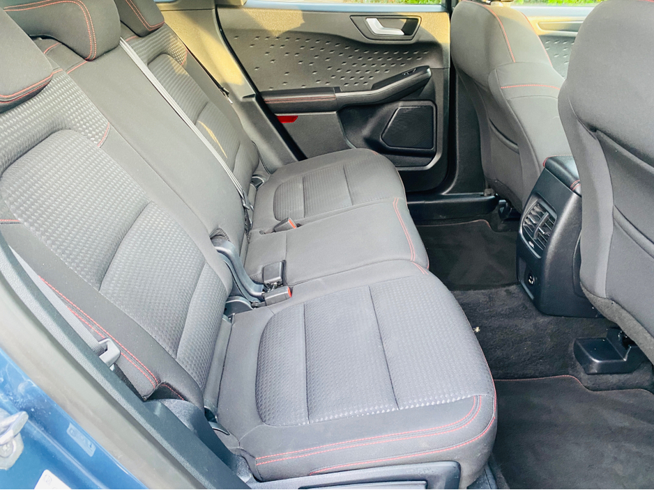 2021 Ford Kuga - image 24