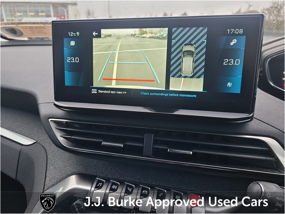 2022 Peugeot 3008 - image 13