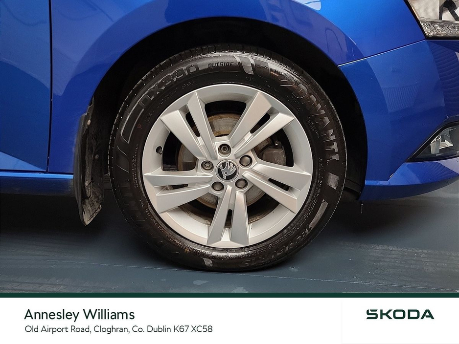 2019 Skoda Fabia - image 9