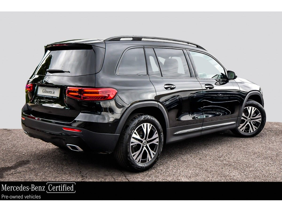 2025 Mercedes-Benz GLB - image 3