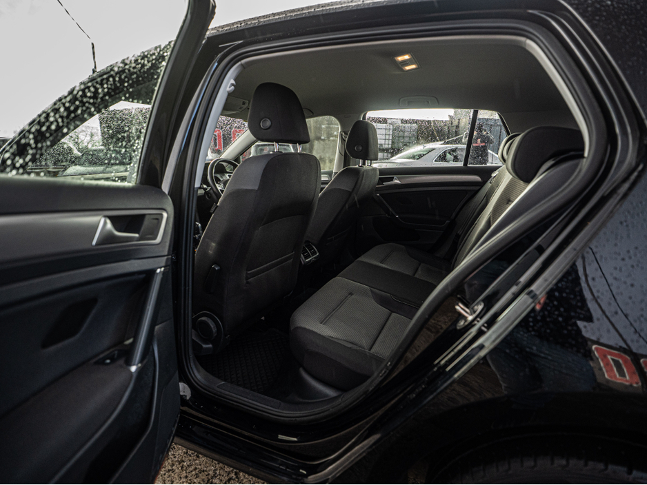 2015 Volkswagen Golf 2015 VW Golf 1.6d Auto/FSH/New NCT/Warranty €11,888