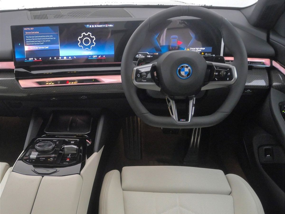 2026 BMW 5 Series - image 5