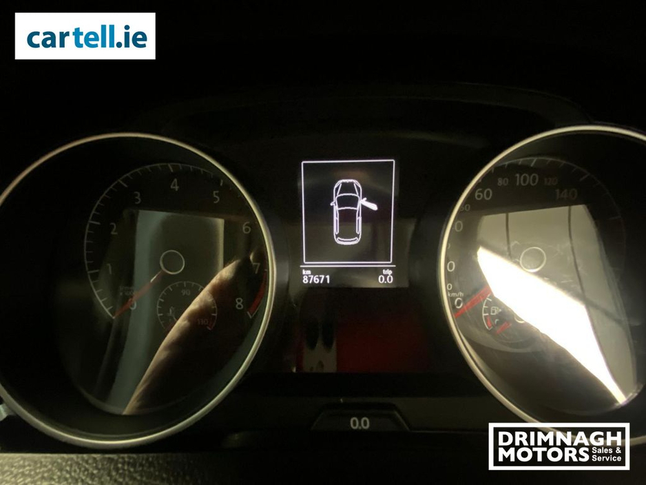 2016 Volkswagen Golf - image 9