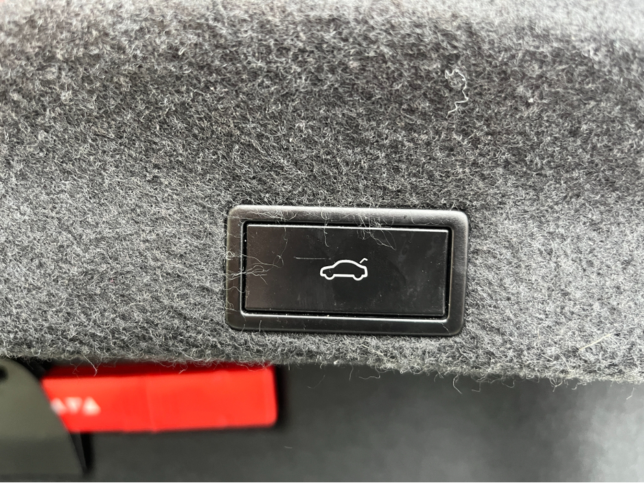 2019 Volkswagen Passat GTE 1.4 TSI PHEV PETROL HYBRID //FULL LEATHER HEATED SEATS//SAT NAV//ADAPTIVE CRUISE CONTROL// €17,950