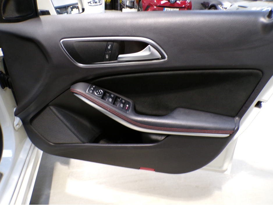 2014 Mercedes-Benz A Class - image 18