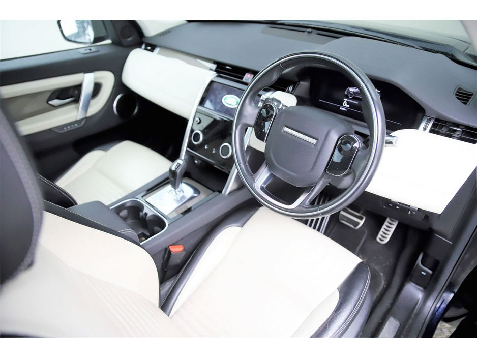 2020 Land Rover Discovery Sport - image 13