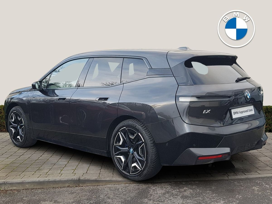 2023 BMW iX xDrive40 M Sport €57,995