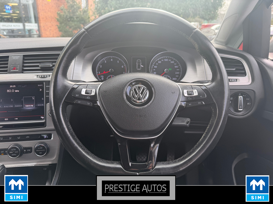 2015 Volkswagen Golf - image 7