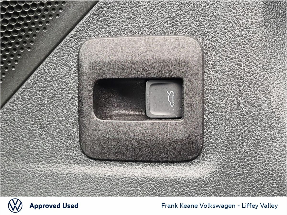 2024 Volkswagen Tiguan ELEGANCE AUTO 2.0TDI 150BHP *HEATED SEATS* *ELECTRIC TAILGATE* *REAR VIEW CAMERA* *PCP FINANCE AVAILABLE* €49,995