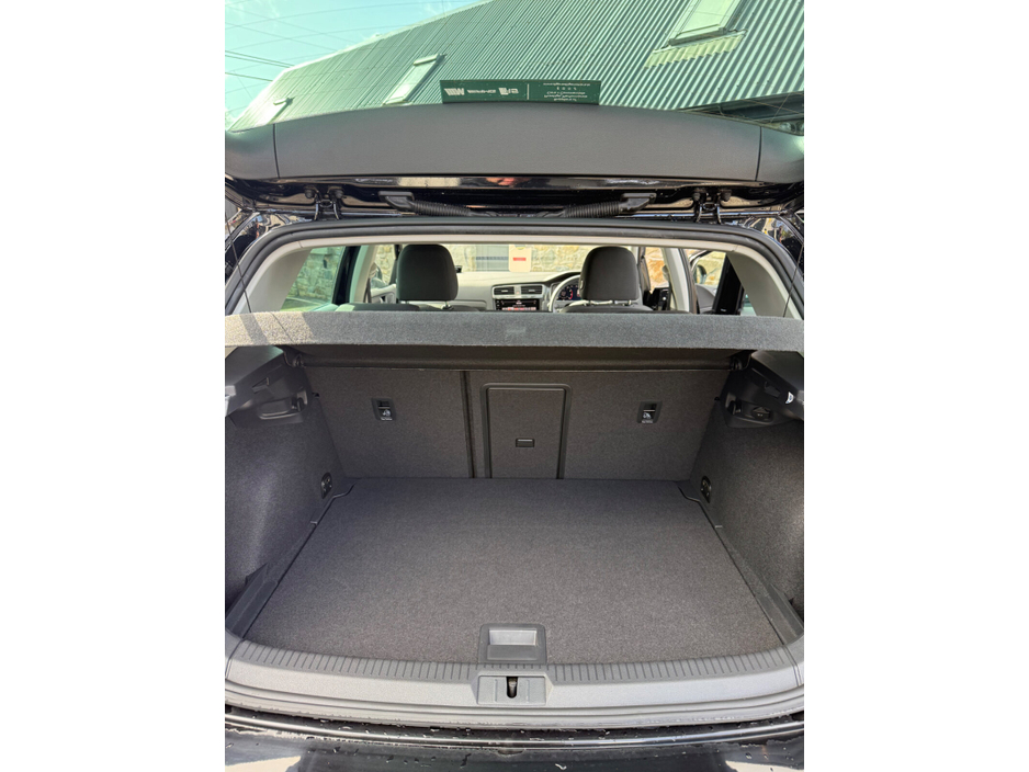 2018 Volkswagen Golf - image 20