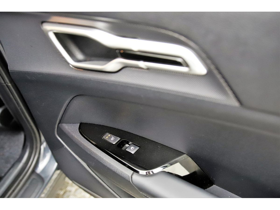 2023 Kia Sportage - image 26