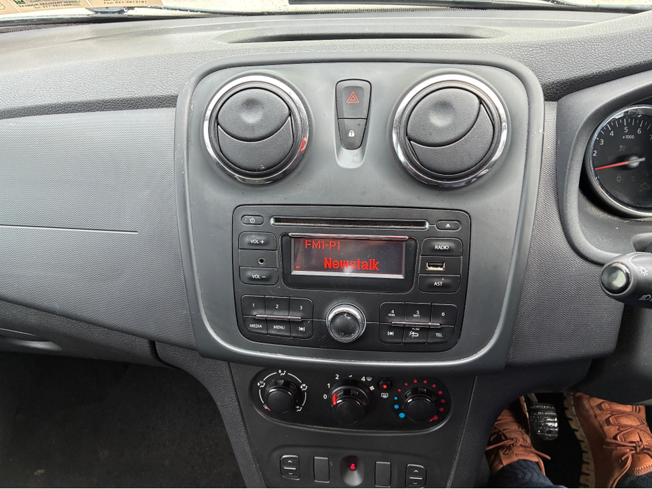 2015 Dacia Sandero ALTERNATIVE 1.5 DCI 90 4DR €6,750