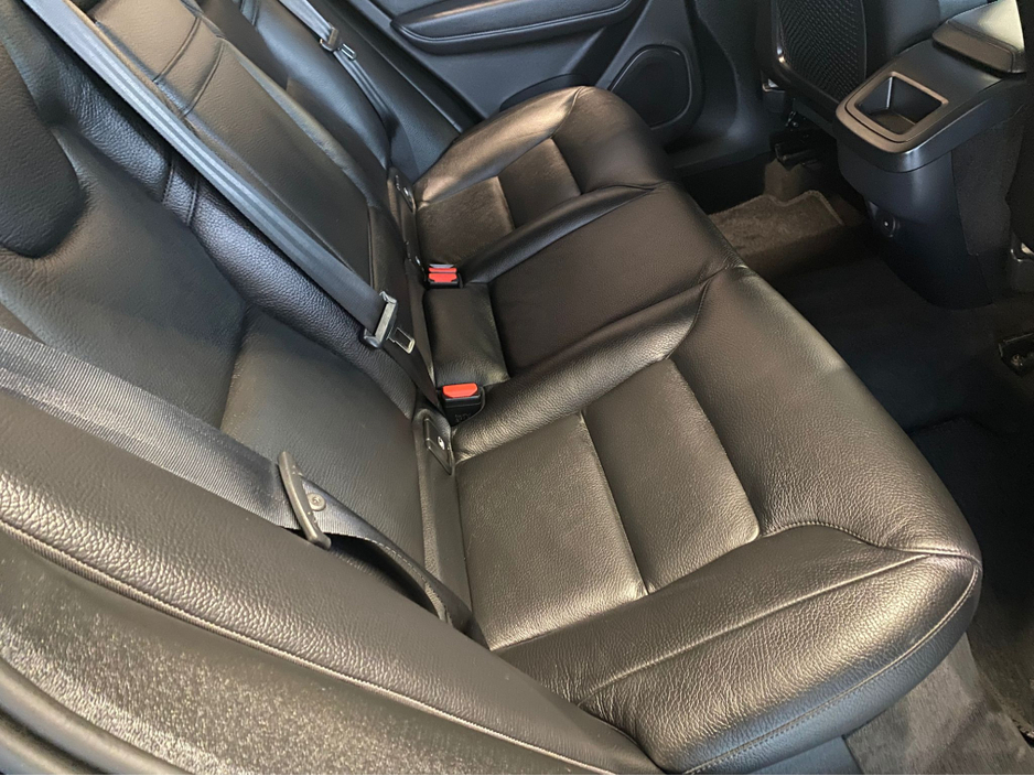 2021 Volvo XC60 - image 14