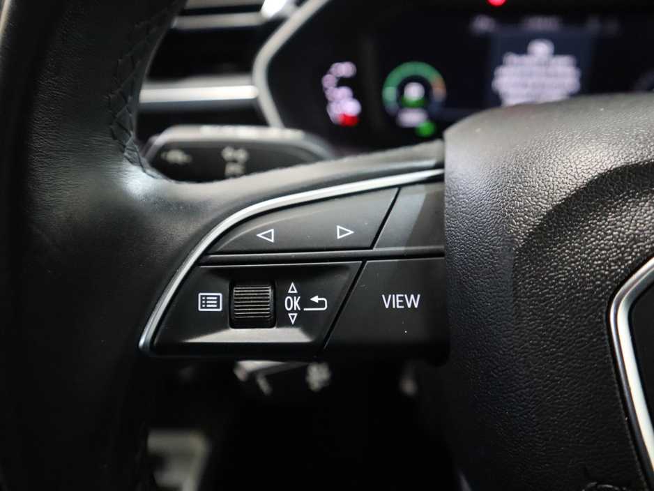 2022 Audi Q3 *39* TECHNIK 45 TFSI E S-A €28,900