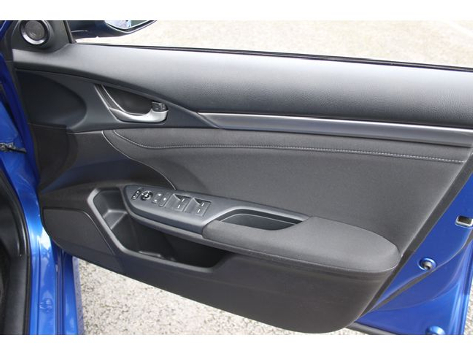 2020 Honda Civic - image 14