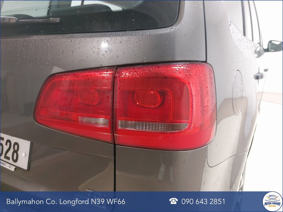 2014 Volkswagen Touran - image 26