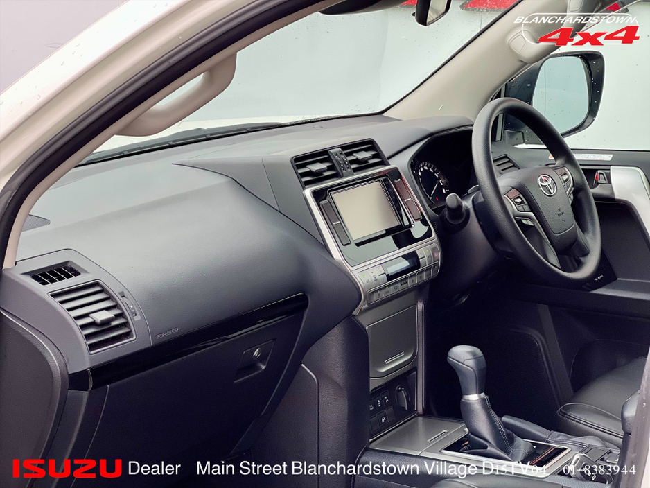 2023 Toyota Landcruiser PRADO TX  CLASSY 4x4