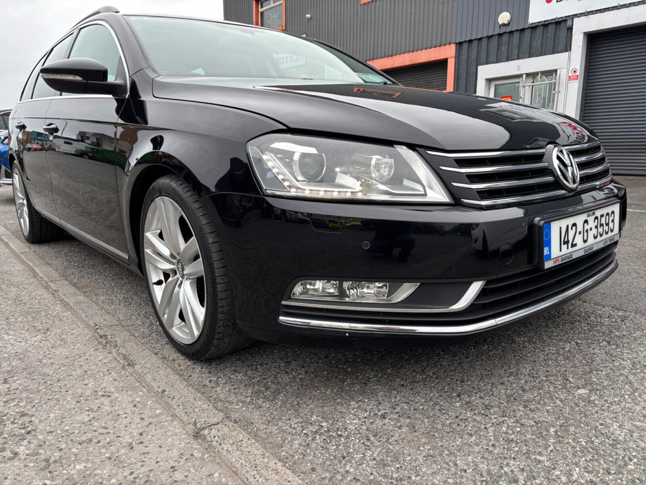 2014 Volkswagen Passat - image 6