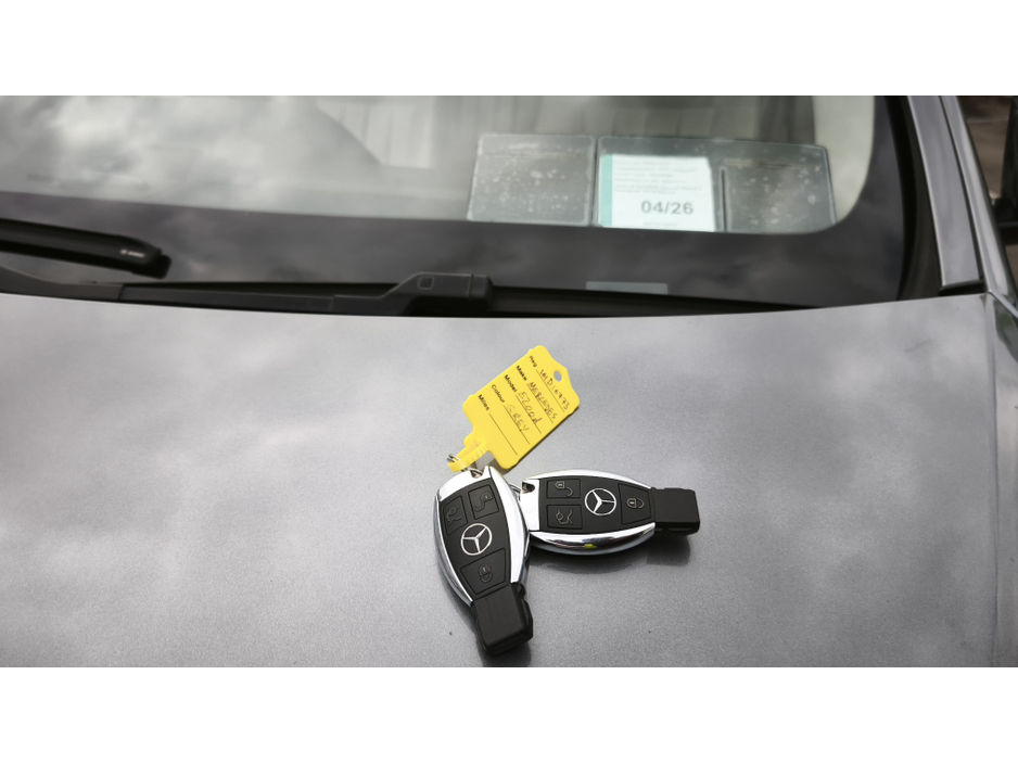 2016 Mercedes-Benz E Class - image 20