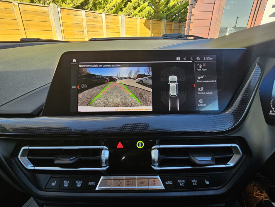 2020 BMW 1 Series - image 26