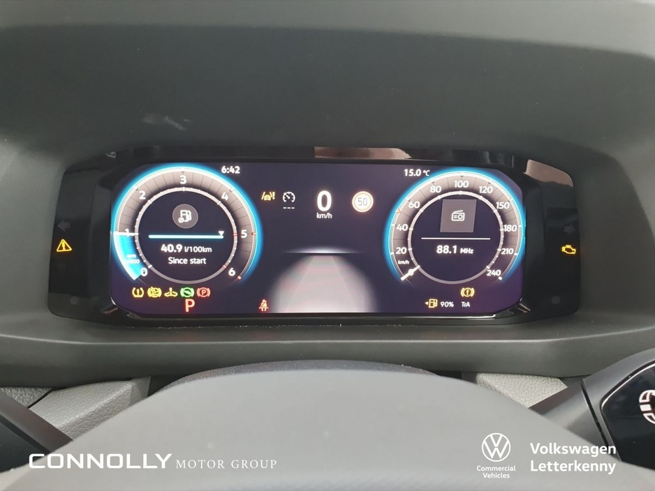 2025 Volkswagen Crafter CR35 Panel van Highline MWB 177 HP 2.0 TDI 8sp Automatic FWD €50,366