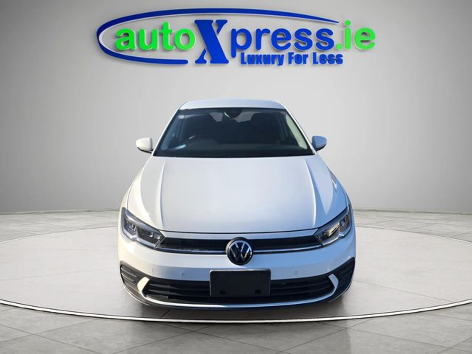 2022 Volkswagen Polo - image 3