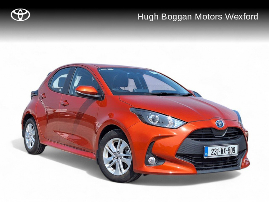 2023 Toyota Yaris HYBRID LUNA, RIDICOUSLY LOW MILEAGE! €24,495