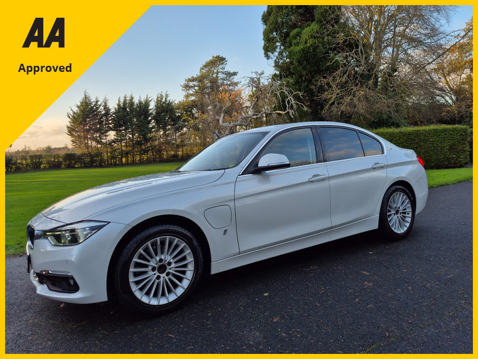 2018 BMW 3 Series 330E Hybrid €22,995