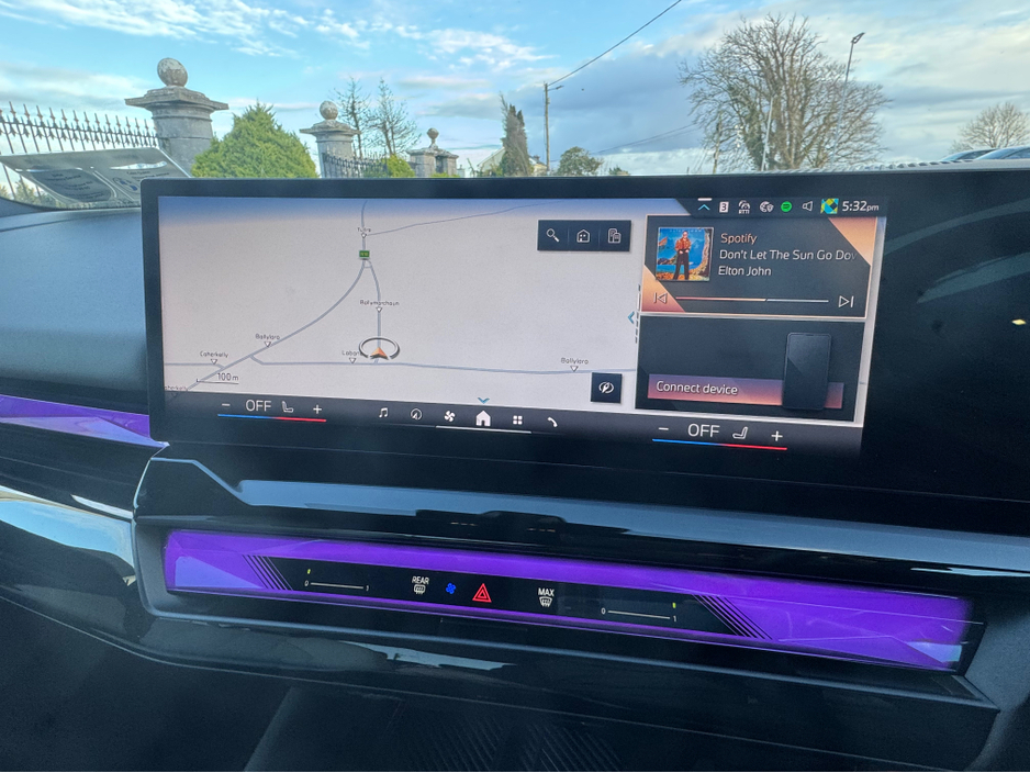 2024 BMW 5 Series - image 21