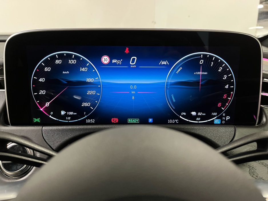 2026 Mercedes-Benz E Class 300de AMG - 19 Inch Alloys - Reversing Camera - Ambient Lighting - Sat Nav - Climate Control - Electric Heated Memory Seats - Keyless Start - Apple CarPlay/Android Auto €87,420