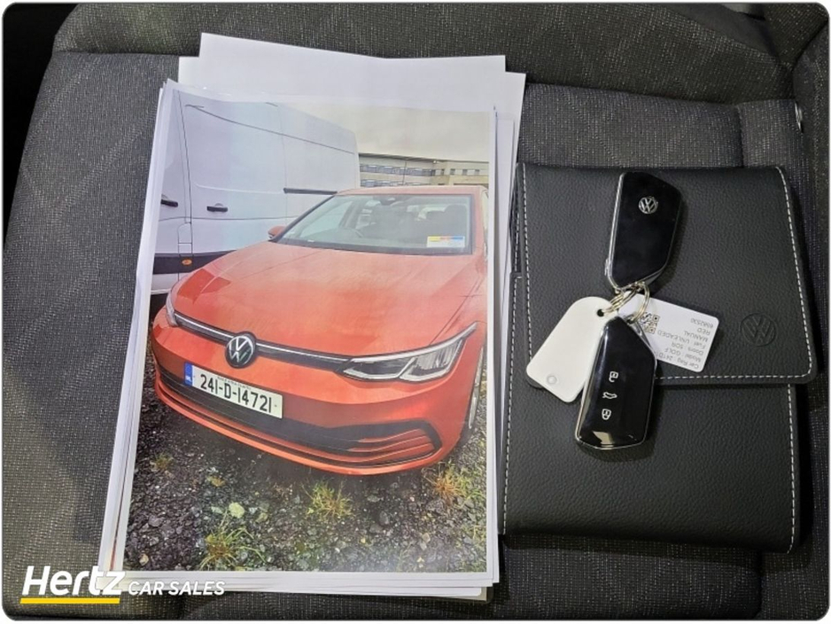 2024 Volkswagen Golf LIFE 110HP Petrol Manual €25,995