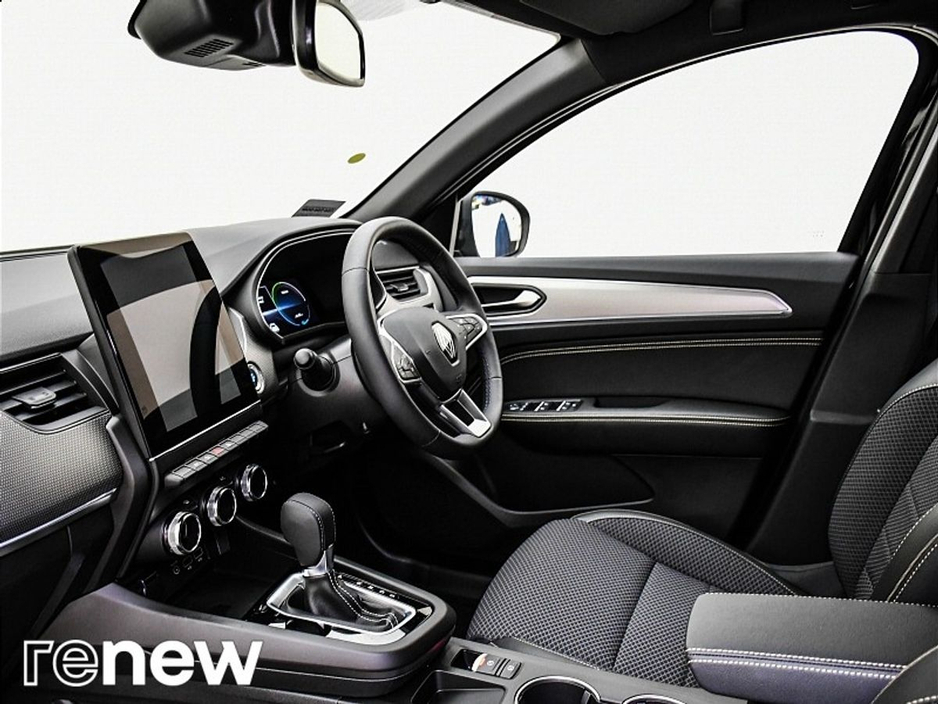 2024 Renault Arkana - image 5