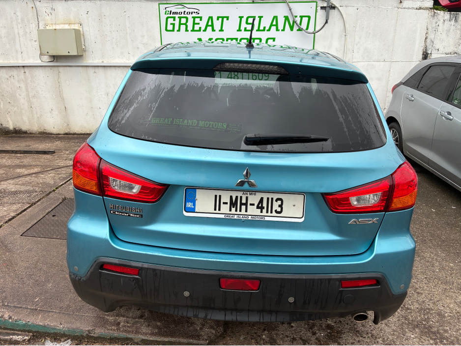 2011 Mitsubishi ASX - image 4