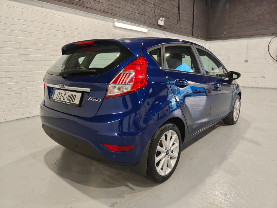 2017 Ford Fiesta - image 6
