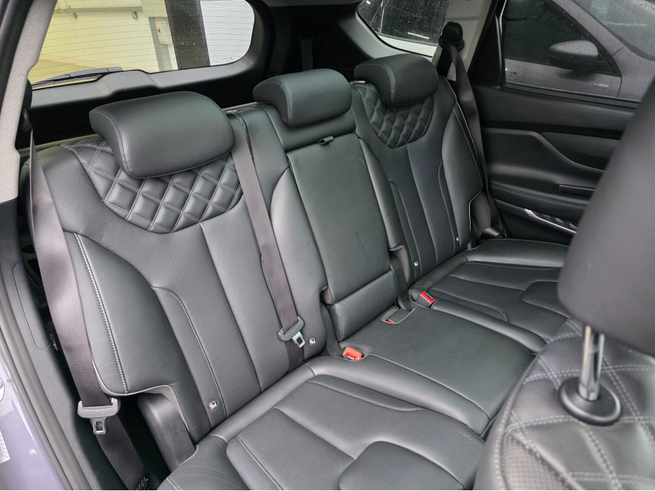2021 Hyundai Santa Fe ULTIMATE 1.6 PHEV 7 - Seat, Pan Roof, Leather €34,950