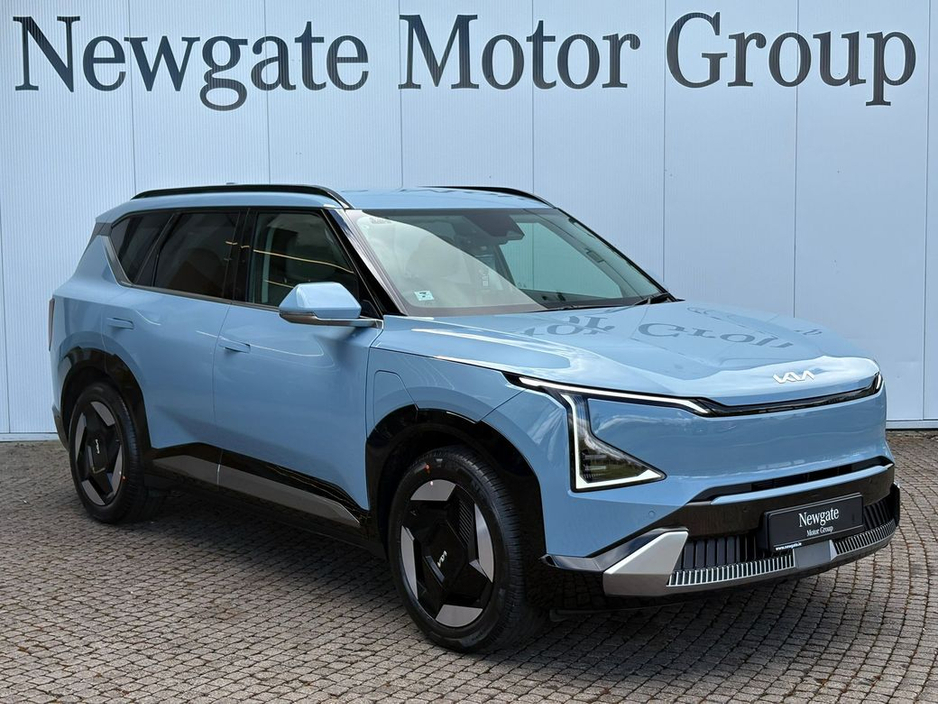 2026 Kia EV5 - image 3