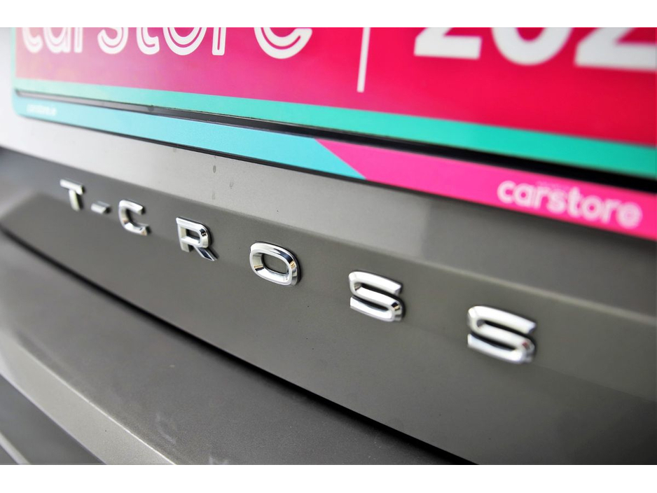 2020 Volkswagen T-Cross - image 26