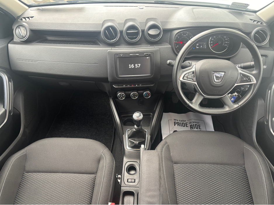 2020 Dacia Duster - image 19