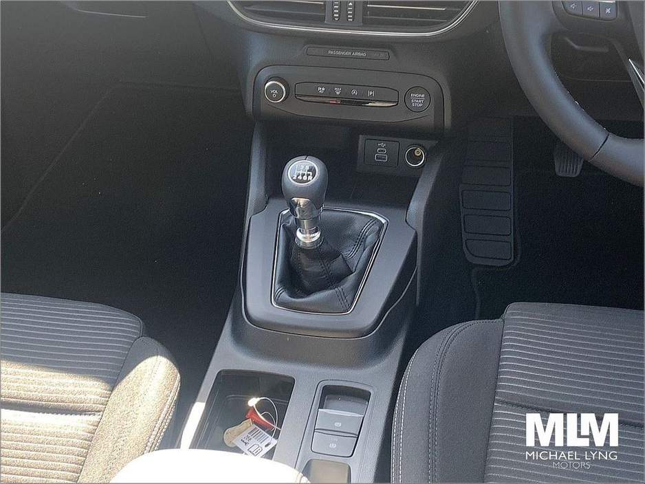 2025 Ford Focus Titanium 1.0L EcoBoost 125PS mHEV €32,995