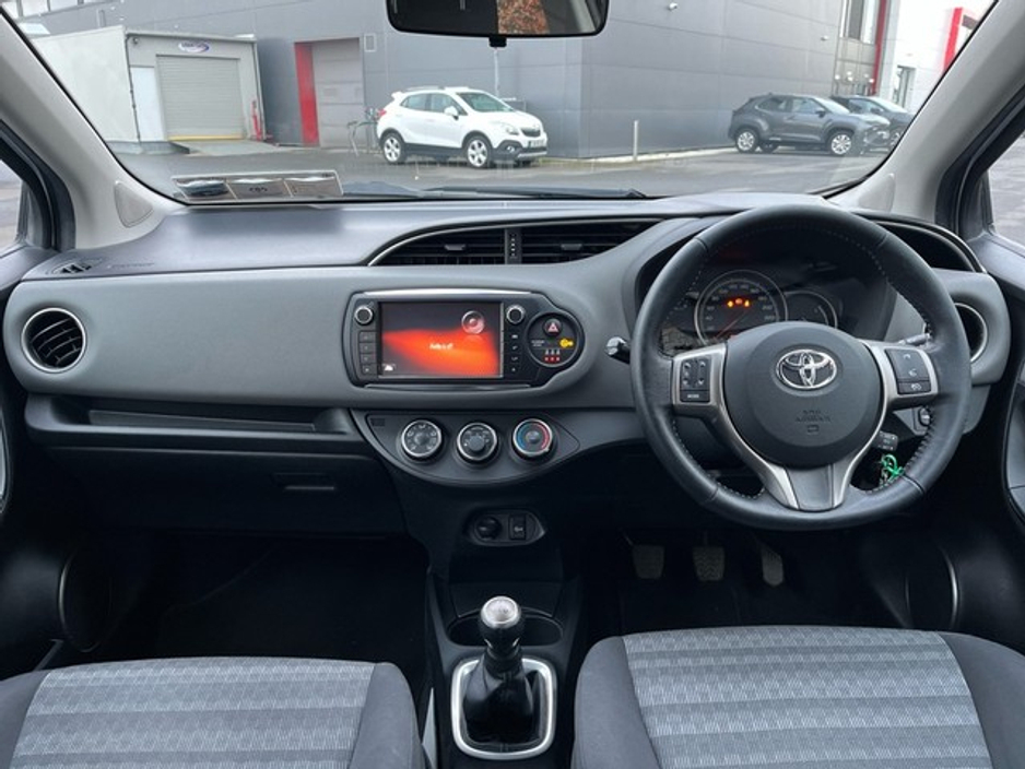2017 Toyota Yaris YARIS 1.0 5DR LUNA €10,450