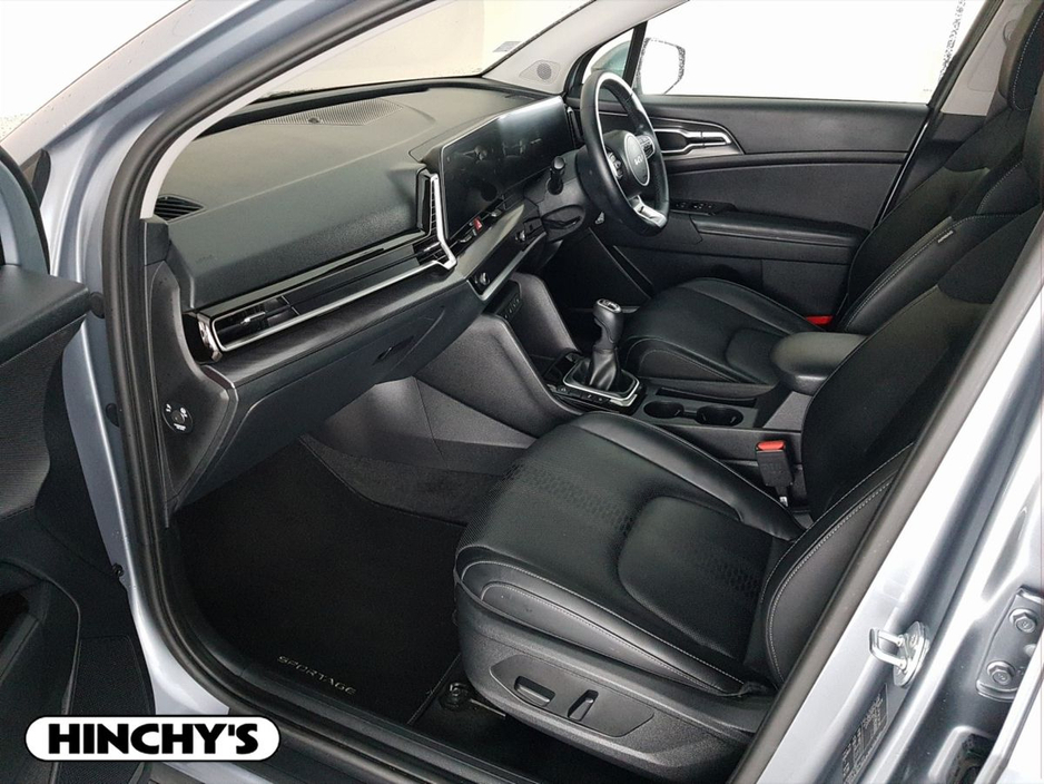 2024 Kia Sportage - image 4