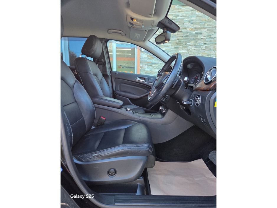 2012 Mercedes-Benz B Class - image 14