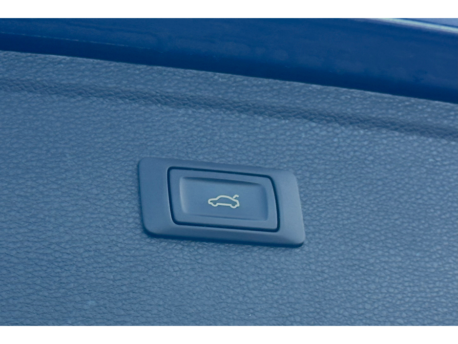 2020 Audi Q5 - image 12