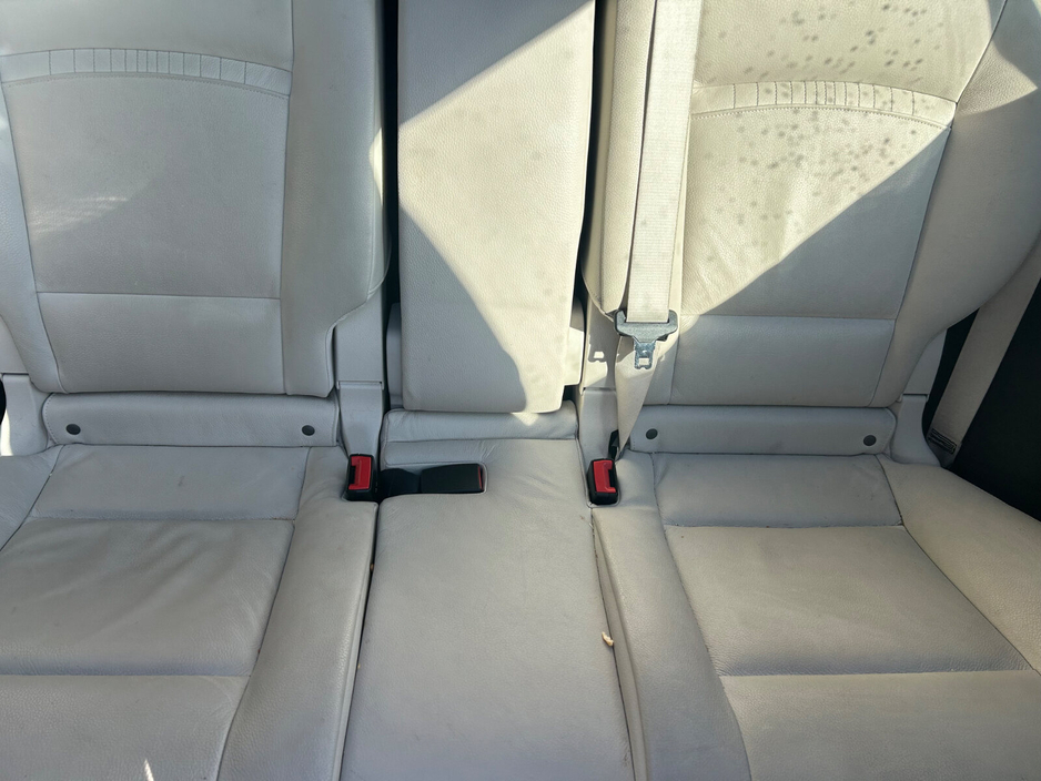 2015 BMW 5 Series - image 15